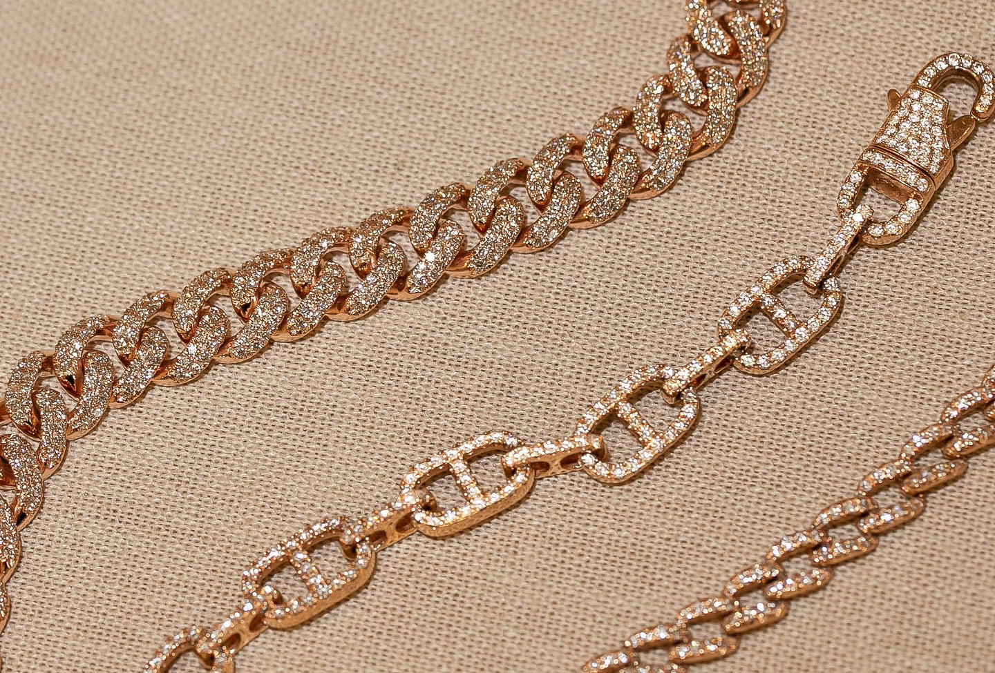 JustLinks The JustLinks collection. From demure to dominant. Ordinary to extraordinary. A collection for every occasion.
